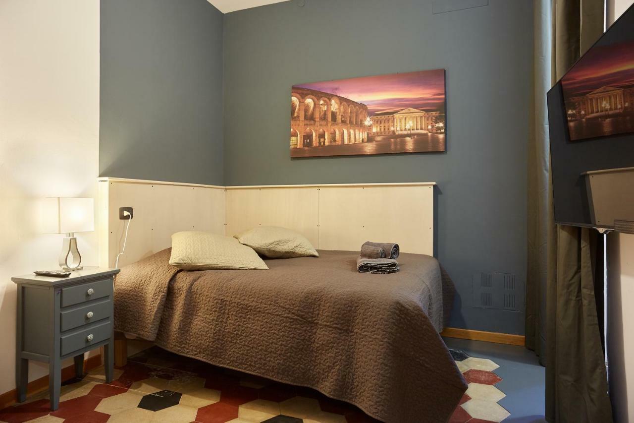 Casa All'Universita Di Verona - Verona Apartments Eksteriør billede